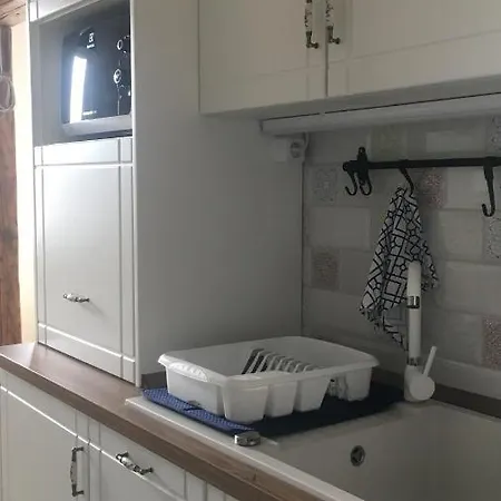 Pu-ma Apartment