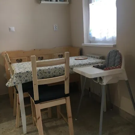 Pu-ma Apartment