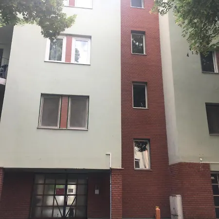 Pu-ma Apartment